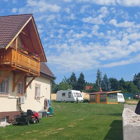 Gaestehaus Kathi * Gyenesdiás