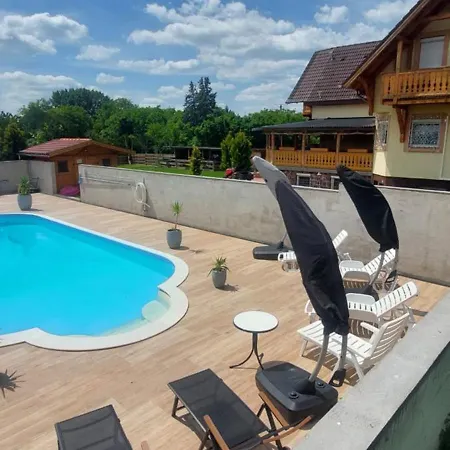 Kathi Privatunterkunft Gyenesdiás