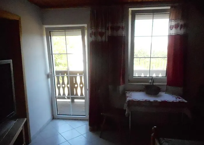 בית אירוח Gaestehaus Kathi גיינסדיאס