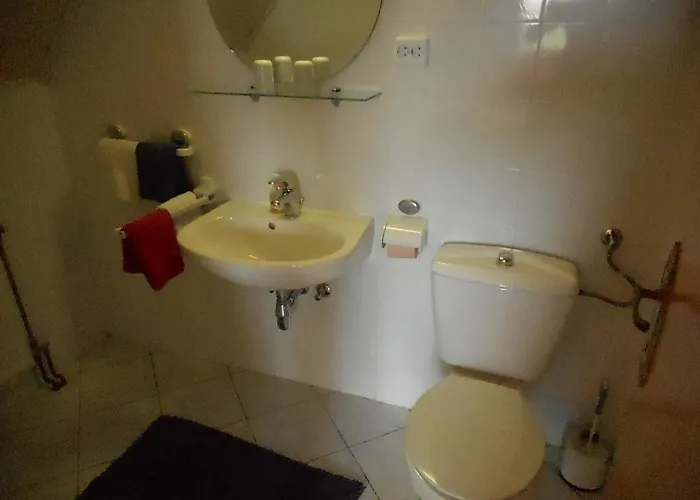 Gaestehaus Kathi גיינסדיאס