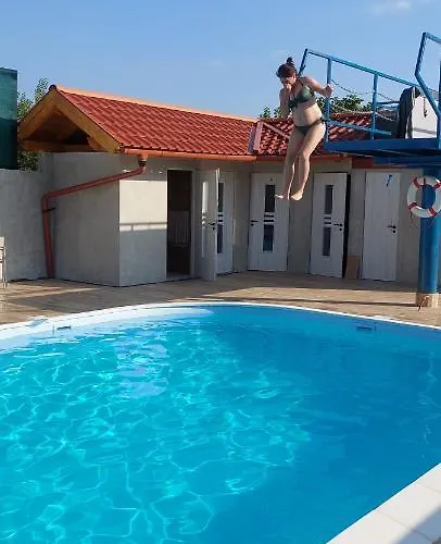 בית אירוח Gaestehaus Kathi גיינסדיאס